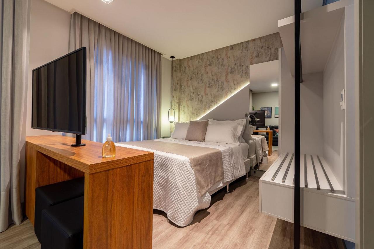 Aion Suites 103 - Compacto E Luxuoso Loft - Rooftop Com Piscina E Academia - A Poucos Passos Da Praia Bombinhas Εξωτερικό φωτογραφία